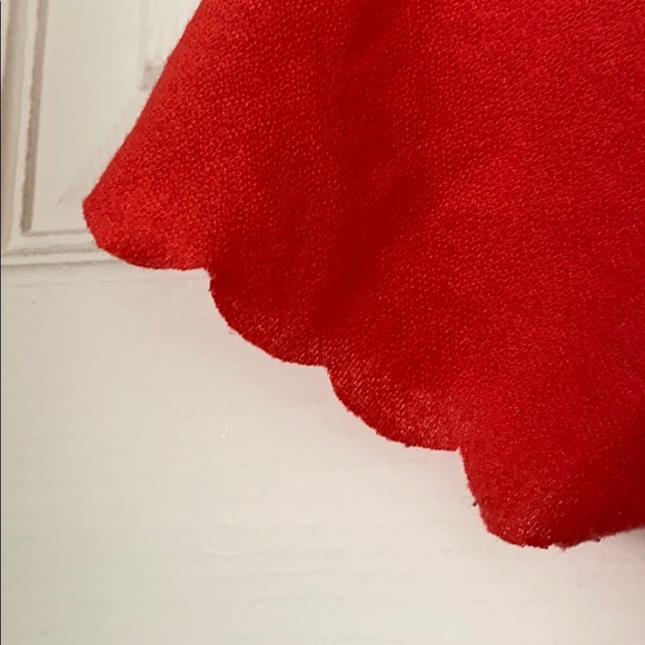 Scalloped coral top - Picture 3 of 4